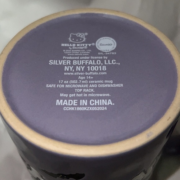 NEW Hello Kitty Purple Halloween 17oz Ceramic Mug 💜 - Picture 5 of 6